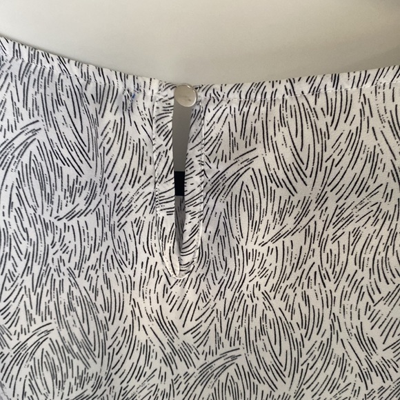 APT 9 RUFFLED PEPLUM TOP NWT SIZE LARGE - Picture 4 of 10